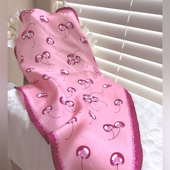 Coach Airbrushed Cherry Print Silk Diamond Scarf -NWT - Picture 7 of 11